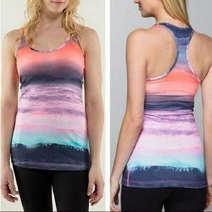 🦄 lululemon Beachscape tank top, great condition!